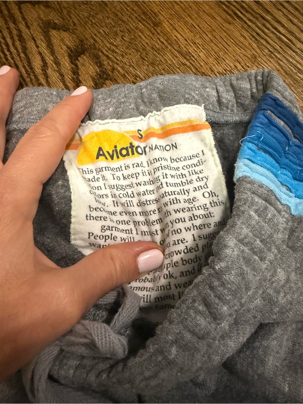 Women’s aviator nation - size Samll- Gray Sweatpants with Blue Stripe - Picture 3 of 5